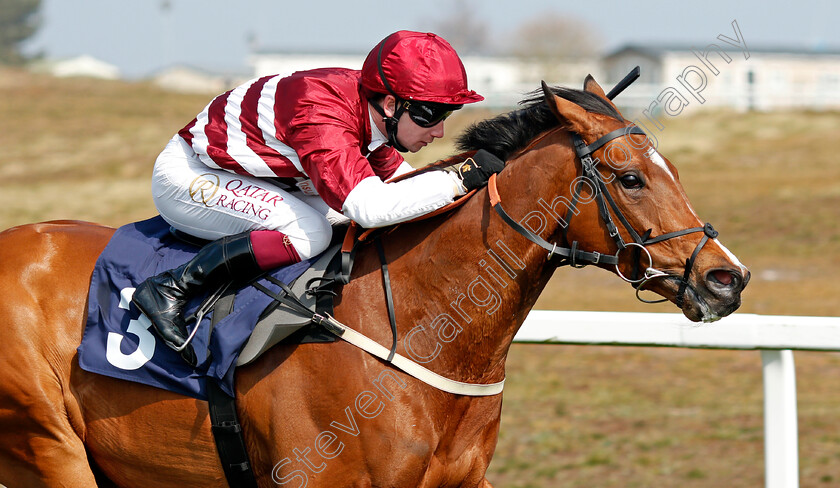 The-City s-Phantom-0005 
 THE CITY'S PHANTOM (Oisin Murphy) wins The Quinnbet 25% Back As A Free Bet Handicap
Yarmouth 20 Apr 2021 - Pic Steven Cargill / Racingfotos.com