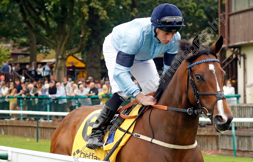 Spycatcher-0001 
 SPYCATCHER (Ryan Moore)
Haydock 7 Sep 2024 - Pic Steven Cargill / Racingfotos.com