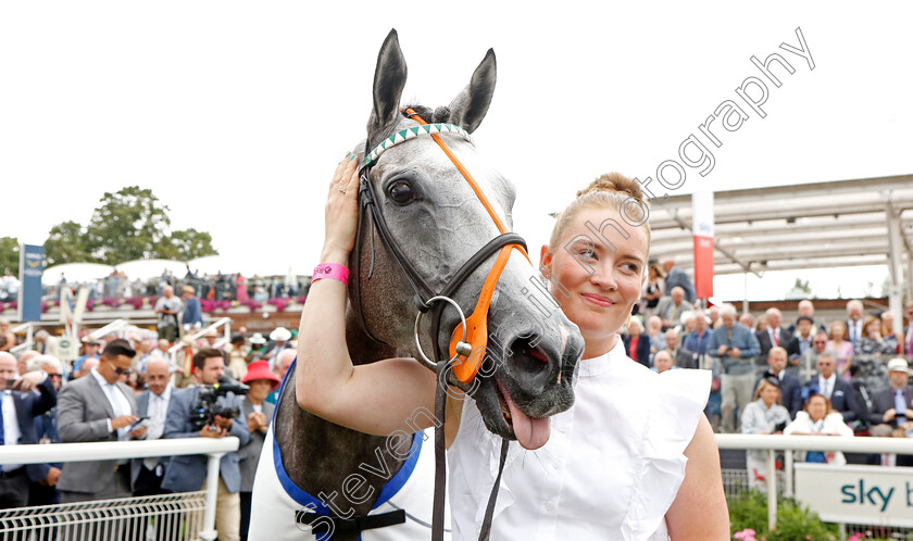 Alpinista-0016 
 ALPINISTA winner of The Darley Yorkshire Oaks
York 18 Aug 2022 - Pic Steven Cargill / Racingfotos.com