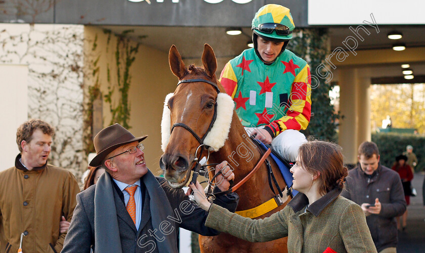 Lil-Rockerfeller-0010 
 LIL ROCKERFELLER (Trevor Whelan) after The Coral Hurdle Ascot 25 Nov 2017 - Pic Steven Cargill / Racingfotos.com