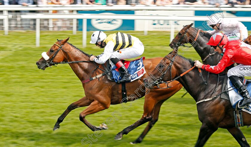 Dakota-Gold-0004 
 DAKOTA GOLD (Connor Beasley) wins The Sky Bet And Symphony Group Handicap
York 21 Aug 2019 - Pic Steven Cargill / Racingfotos.com