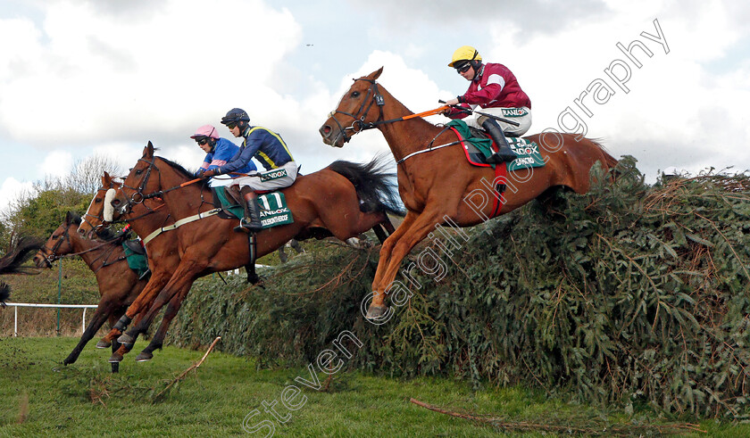 Fiddlerontheroof-and-Samcro 
 FIDDLERONTHEROOF (left, Brendan Powell) with SAMCRO (right, Sean Bowen)
Aintree 9 Apr 2022 - Pic Steven Cargill / Racingfotos.com