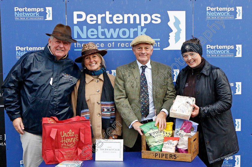 Glen-Cannel-0007 
 Presentation for The Pertemps Network National Hunt Maiden Hurdle
Market Rasen 17 Nov 2022 - pic Steven Cargill / Racingfotos.com