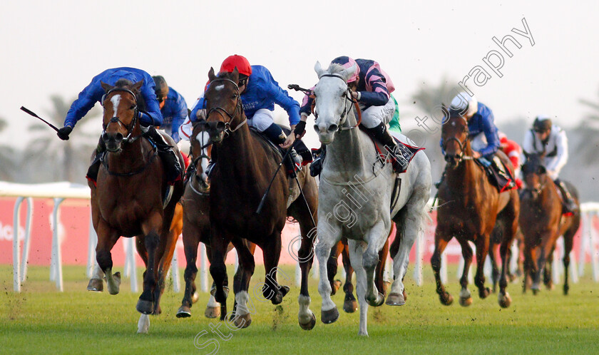 Lord-Glitters-0010 
 LORD GLITTERS (right, Jason Watson) beats BARNEY ROY (left) MAGNY COURS (centre) in The Bahrain International Trophy
Sakhir Racecourse, Bahrain 19 Nov 2021 - Pic Steven Cargill / Racingfotos.com