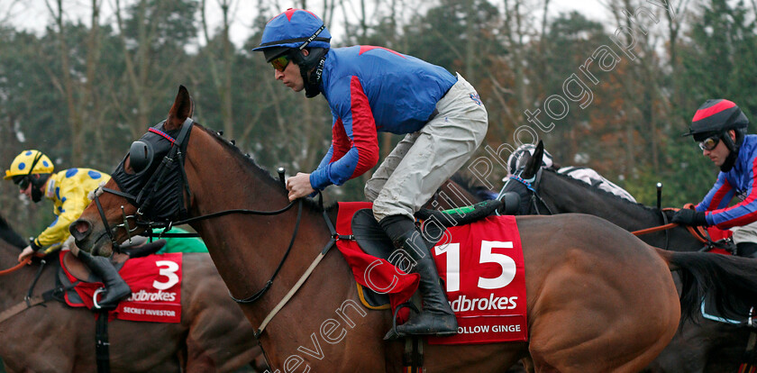 The-Hollow-Ginge-0001 
 THE HOLLOW GINGE (Gavin Sheehan)
Newbury 28 Nov 2020 - Pic Steven Cargill / Racingfotos.com