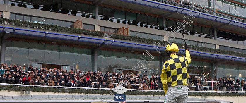 Shishkin-0027 
 SHISHKIN (Nico de Boinville) after The SBK Clarence House Chase
Ascot 22 Jan 2022 - Pic Steven Cargill / Racingfotos.com