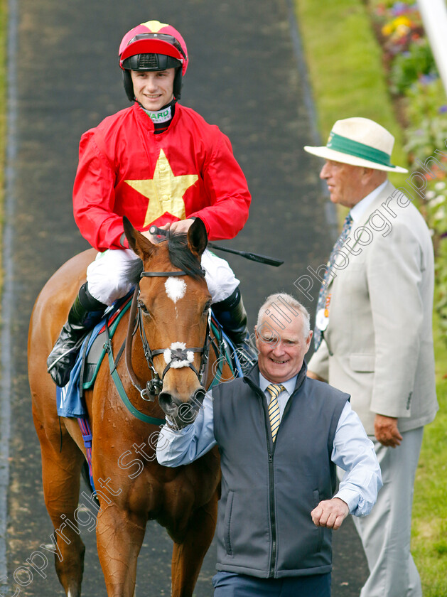 Highfield-Princess-0013 
 HIGHFIELD PRINCESS (Jason Hart) winner of The 1895 Duke Of York Clipper Logisitics Stakes
York 11 May 2022 - Pic Steven Cargill / Racingfotos.com