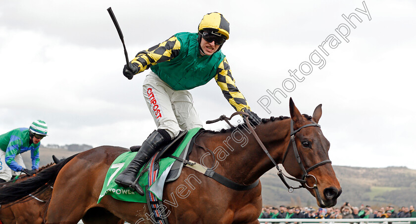 Lisnagar-Oscar-0005 
 LISNAGAR OSCAR (Adam Wedge) wins Paddy Power Stayers Hurdle
Cheltenham 12 Mar 2020 - Pic Steven Cargill / Racingfotos.com