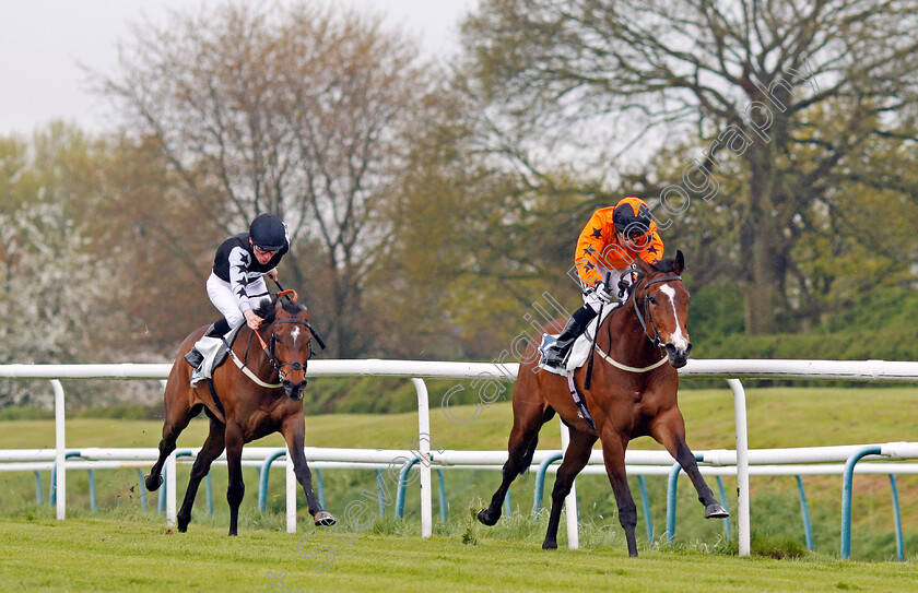 Bahamian-Dollar-0004 
 BAHAMIAN DOLLAR (Silvestre De Sousa) beats BERBARDO O'REILLY (left) in The Totescoop6 Play Today Handicap Leicester 28 Apr 2018 - Pic Steven Cargill / Racingfotos.com