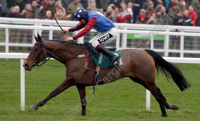 Paisley-Park-0007 
 PAISLEY PARK (Aidan Coleman) wins The galliardhomes.com Cleeve Hurdle
Cheltenham 25 Jan 2020 - Pic Steven Cargill / Racingfotos.com