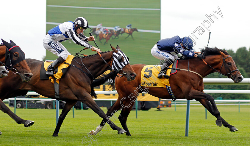 Island-Brave-0004 
 ISLAND BRAVE (right, Silvestre de Sousa) beats SEXTANT (left) in The Betfair Exchange Old Borough Cup 
Haydock 4 Sep 2021 - Pic Steven Cargill / Racingfotos.com