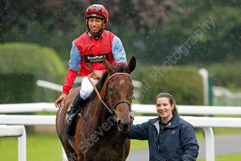 Divine-Comedy-0011 
 DIVINE COMEDY (Kaiya Fraser) winner of The Trustatrader Fully Vetted Tradespeople Fillies Handicap
Nottingham 11 Oct 2023 - Pic Steven Cargill / Racingfotos.com