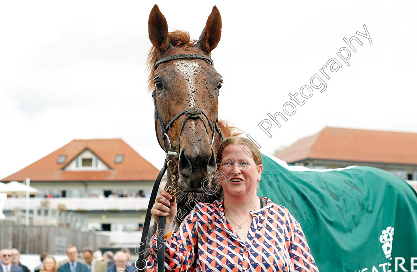 Savethelastdance-0013 
 SAVETHELASTDANCE winner of The Weatherbys Digital Solutions Cheshire Oaks
Chester 10 May 2023 - Pic Steven Cargill / Racingfotos.com