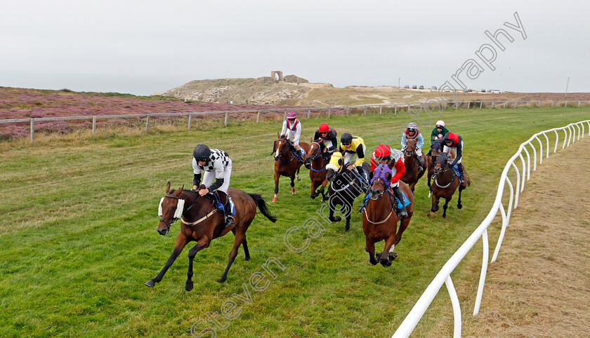 Les-Landes-0012 
 Racing past Grosnez Castle in the back straight at Les Landes
Jersey, 26 Aug 2019 - Pic Steven Cargill / Racingfotos.com