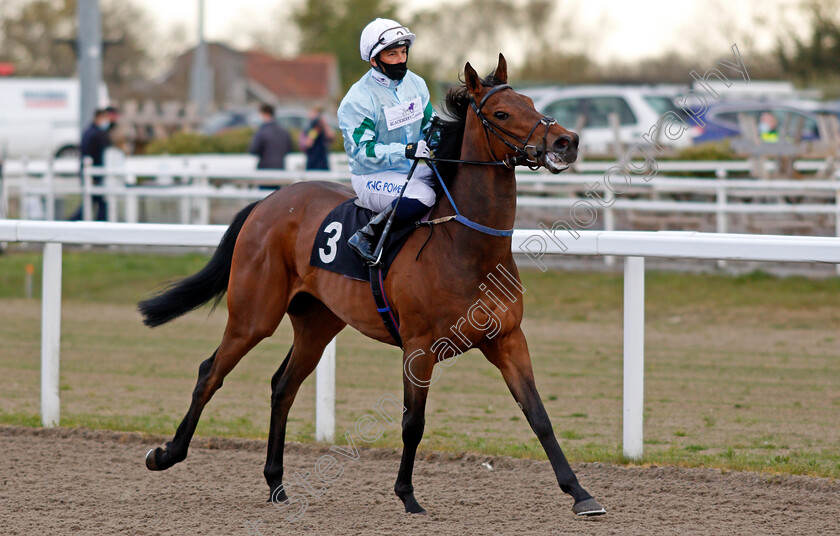 Dense-Star-0001 
 DENSE STAR (Silvestre De Sousa)
Chelmsford 30 Apr 2021 - Pic Steven Cargill / Racingfotos.com