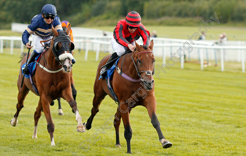 Sea-Of-Mystery-0006 
 SEA OF MYSTERY (Mark Crehan) beats ORANGE SUIT (left) in The Swan Apprentice Handicap
Leicester 10 Sep 2019 - Pic Steven Cargill / Racingfotos.com