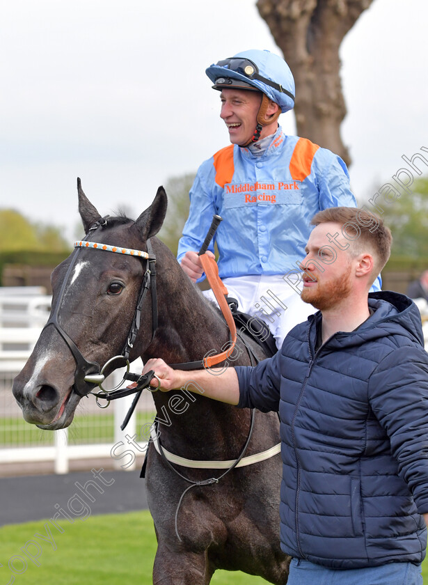 Got-To-Love-A-Grey-0011 
 GOT TO LOVE A GREY (Sam James) winner of The British Racing Supports Stephen Lawrence Day Restricted Novice Stakes
Nottingham 22 Apr 2023 - pic Steven Cargill / Becky Bailey / Racingfotos.com