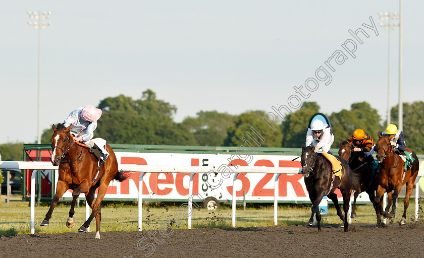 Hotsy-Totsy-0003 
 HOTSY TOTSY (Liam Keniry) wins The 32Red Casino Novice Median Auction Stakes
Kempton 22 May 2019 - Pic Steven Cargill / Racingfotos.com