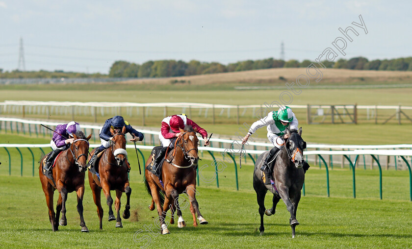 Desert-Angel-0004 
 DESERT ANGEL (right, Ryan Moore) beats BASTOGNE (centre) in The Federation Of Bloodstock Agents Nursery
Newmarket 23 Sep 2021 - Pic Steven Cargill / Racingfotos.com