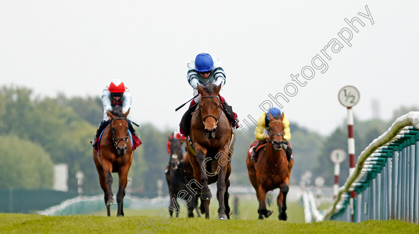 Quickthorn-0004 
 QUICKTHORN (Oisin Murphy) wins The Heed Your Hunch At Betway Handicap
Haydock 29 May 2021 - Pic Steven Cargill / Racingfotos.com