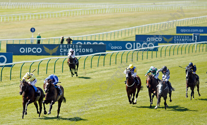 Oasis-Charm-0003 
 OASIS CHARM (2nd left, William Buick) beats SHARJA BRIDGE (left) in The Spring Lodge Handicap Newmarket 5 May 2018 - Pic Steven Cargill / Racingfotos.com