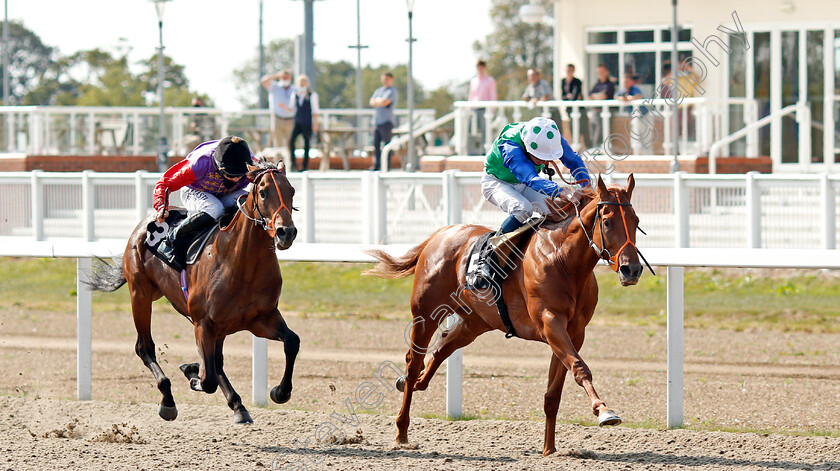 Decisive-Edge-0002 
 DECISIVE EDGE (William Buick) beats COLLINSBAY (left) in The tote Placepot Your First Bet EBF Novice Stakes
Chelmsford 20 Sep 2020 - Pic Steven Cargill / Racingfotos.com