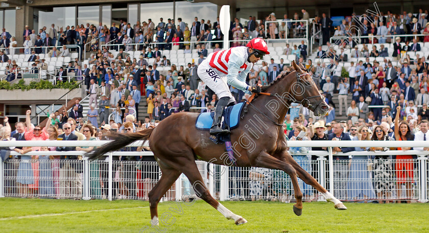 Borntobealeader-0002 
 BORNTOBEALEADER (Sean Levey) wins The William Hill Selling Stakes
Goodwood 28 Aug 2022 - Pic Steven Cargill / Racingfotos.com