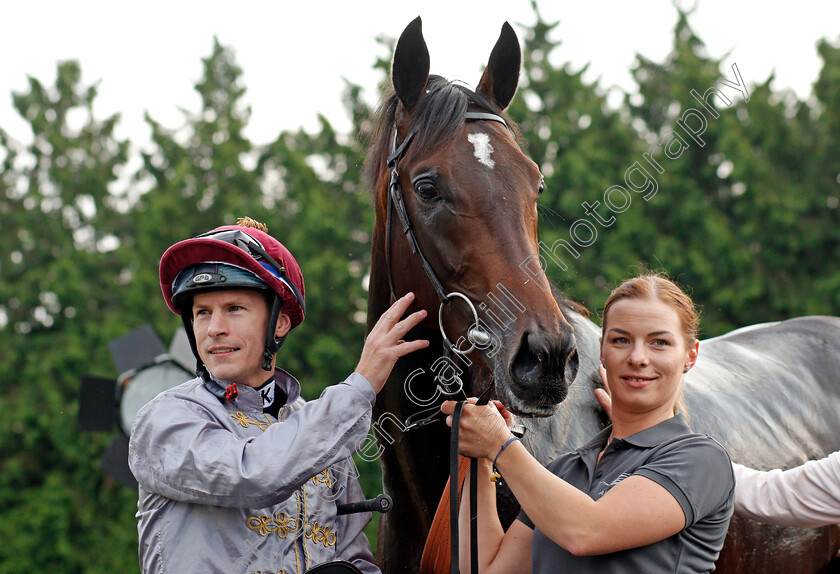 Migdam-0008 
 MIGDAM (Richard Kingscote) winner of The Unibet British Stallion Studs EBF Restricted Novice Stakes
Kempton 3 Sep 2021 - Pic Steven Cargill / Racingfotos.com