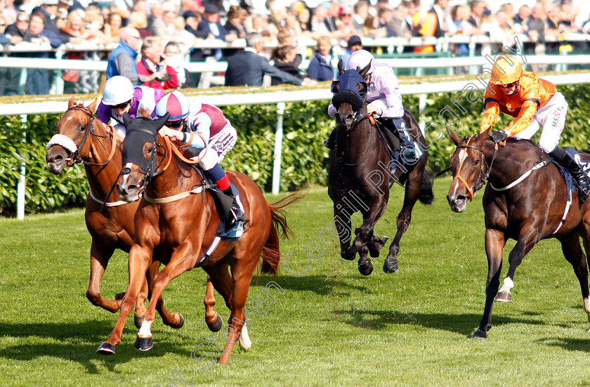 Stay-Classy-0001 
 STAY CLASSY (2nd left, David Egan) beats STRICT TEMPO (left) in The British Stallion Studs EBF Carrie Red Fillies Nursery
Doncaster 13 Sep 2018 - Pic Steven Cargill / Racingfotos.com