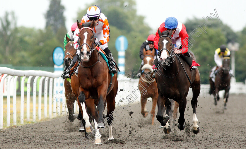 Tipperary-Jack-0005 
 TIPPERARY JACK (left, Kieren Fox) beats DESTINATION (right) in The 32Red On The App Store Novice Stakes Div1
Kempton 5 Jun 2019 - Pic Steven Cargill / Racingfotos.com