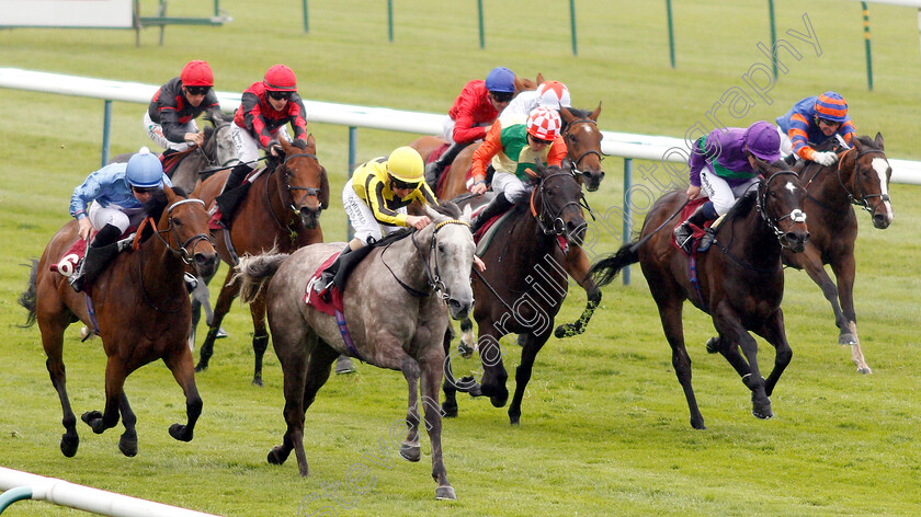 Forever-In-Dreams-0001 
 FOREVER IN DREAMS (centre, Martin Dwyer) beats SOLAR GOLD (left) and HEAVENLY HOLLY (right) The EBF British Stallion Studs Cecil Frail Stakes
Haydock 25 May 2019 - Pic Steven Cargill / Racingfotos.com