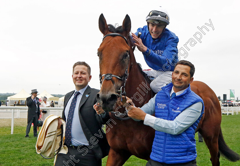 Naval-Crown-0008 
 NAVAL CROWN (James Doyle) after The Platinum Jubilee Stakes
Royal Ascot 18 Jun 2022 - Pic Steven Cargill / Racingfotos.com