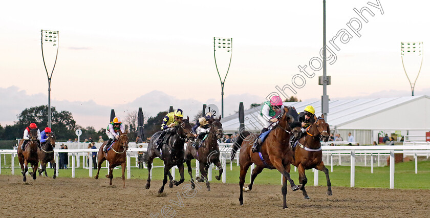 Stanage-0004 
 STANAGE (Robert Havlin) wins The Betfair Maiden Stakes
Chelmsford 3 Oct 2024 - Pic Steven Cargill / Racingfotos.com