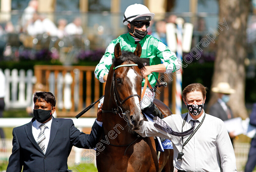 Roberto-Escobarr-0001 
 ROBERTO ESCOBARR (Tom Marquand) winner of The Sky Bet Race To The Ebor Grand Cup
York 12 Jun 2021 - Pic Steven Cargill / Racingfotos.com