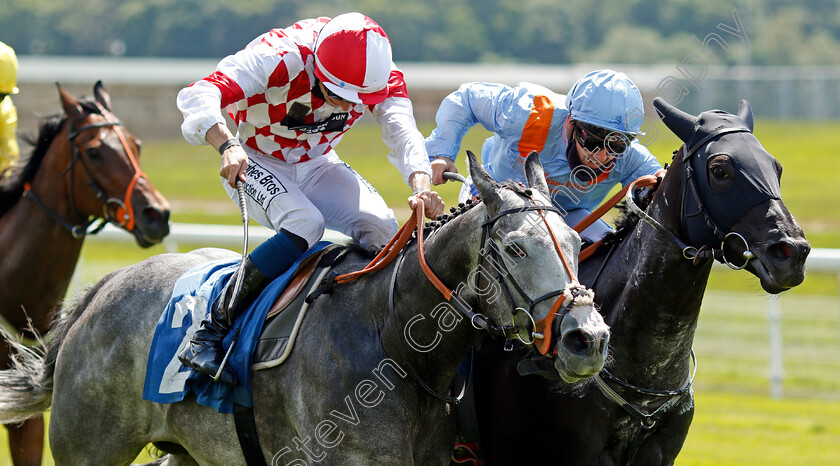 Civil-Law-0004 
 CIVIL LAW (left, Ben Robinson) beats HOWZER BLACK (right) in The Churchill Tyres Handicap
York 11 Jun 2021 - Pic Steven Cargill / Racingfotos.com