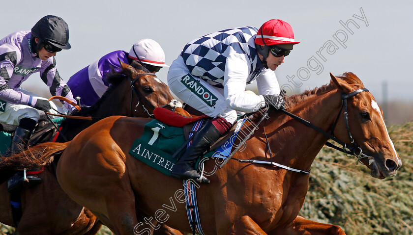 Banbridge-0004 
 BANBRIDGE (J J Slevin) wins The Racehorse Lotto Manifesto Novices Chase
Aintree 13 Apr 2023 - Pic Steven Cargill / Racingfotos.com