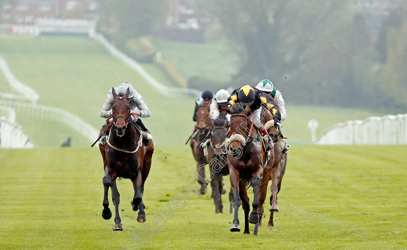 Rayna s-World-0002 
 RAYNA'S WORLD (right, Jimmy Quinn) beats KING'S PROCTOR (left) in The Toteexacta Handicap Leicester 28 Apr 2018 - Pic Steven Cargill / Racingfotos.com