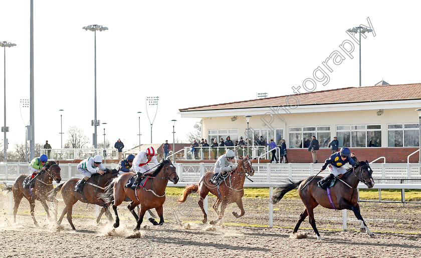 Sansevero-0002 
 SANSEVERO (Hollie Doyle) wins The May Bank Holiday Fun Day Median Auction Maiden Stakes
Chelmsford 11 Feb 2020 - Pic Steven Cargill / Racingfotos.com