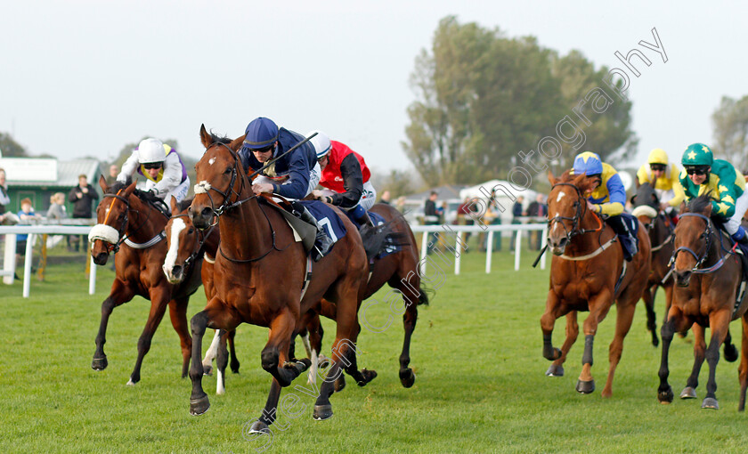 Pillars-Of-Earth-0003 
 PILLARS OF EARTH (Jack Mitchell) wins The Cazoo Handicap
Yarmouth 19 Oct 2021 - Pic Steven Cargill / Racingfotos.com