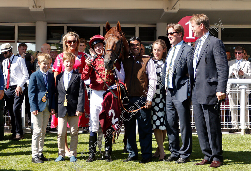 Lightning-Spear-0016 
 LIGHTNING SPEAR (Oisin Murphy) with David Simcock and David Redvers after The Qatar Sussex Stakes
Goodwood 1 Aug 2018 - Pic Steven Cargill / Racingfotos.com