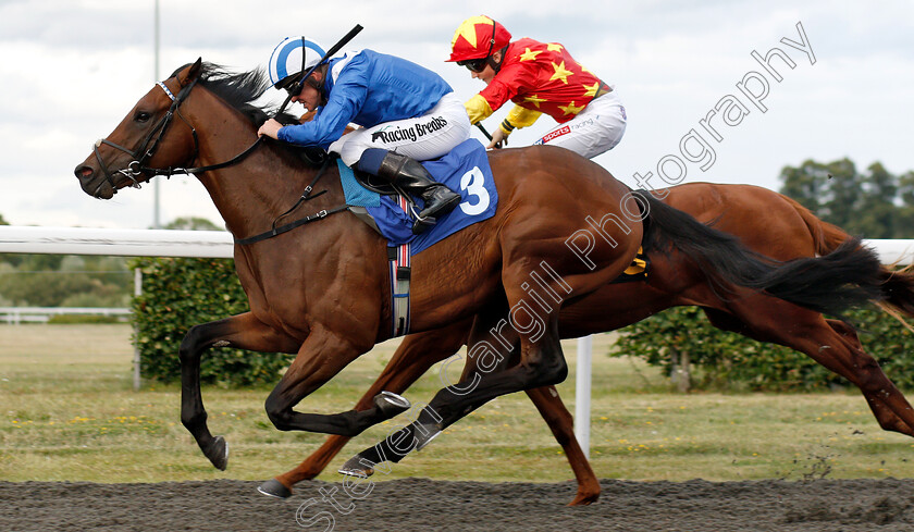 Eshaasy-0004 
 ESHAASY (Jim Crowley) wins The Matchbook British Stallion Studs EBF Novice Stakes
Kempton 7 Aug 2019 - Pic Steven Cargill / Racingfotos.com