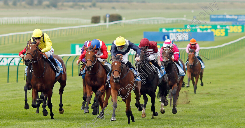 Ribbon-Rose-0002 
 RIBBON ROSE (right, Neil Callan) beats AMEYNAH (left) in The Godolphin Under Starters Orders Maiden Fillies Stakes
Newmarket 8 Oct 2021 - Pic Steven Cargill / Racingfotos.com