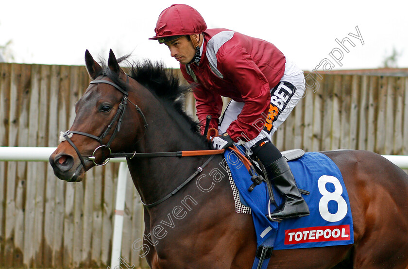 Lahore-0002 
 LAHORE (Silvestre De Sousa) Leicester 28 Apr 2018 - Pic Steven Cargill / Racingfotos.com