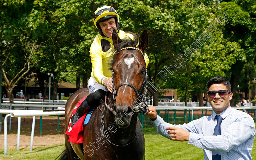 Inisherin-0006 
 INISHERIN (Tom Eaves) winner of The Betfred Sandy Lane Stakes
Haydock 25 May 2024 - Pic Steven Cargill / Racingfotos.com