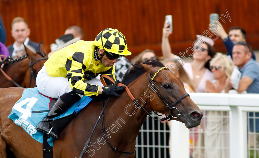 Miss-Fascinator-0001 
 MISS FASCINATOR (Silvestre de Sousa) wins The John Guest Racing British EBF Fillies Novice Stakes
Ascot 26 Jul 2024 - Pic Steven Cargill / Racingfotos.com