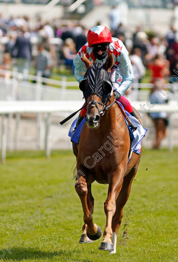 Red-Verdon-0002 
 RED VERDON (Frankie Dettori)
York 12 Jun 2021 - Pic Steven Cargill / Racingfotos.com