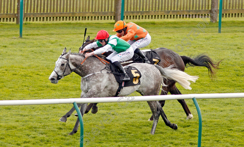 Mjjack-0002 
 MJJACK (Clifford Lee) wins The bet365 Handicap Newmarket 17 Apr 2018 - Pic Steven Cargill / Racingfotos.com