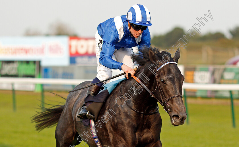 Mutafarrid-0004 
 MUTAFARRID (Jim Crowley) wins The Paul Gill 70th Birthday Nursery Yarmouth 16 Oct 2017 - Pic Steven Cargill / Racingfotos.com