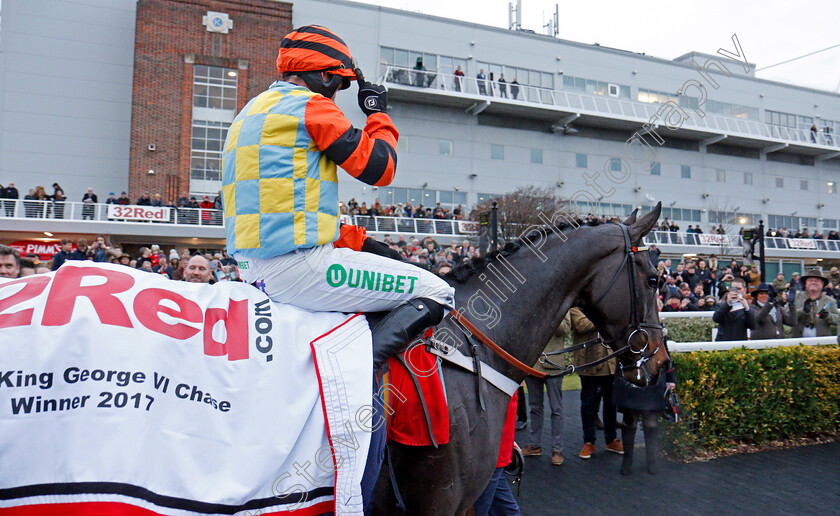 Might-Bite-0019 
 MIGHT BITE (Nico de Boinville) after The 32Red King George VI Chase Kempton 26 Dec 2017 - Pic Steven Cargill / Racingfotos.com