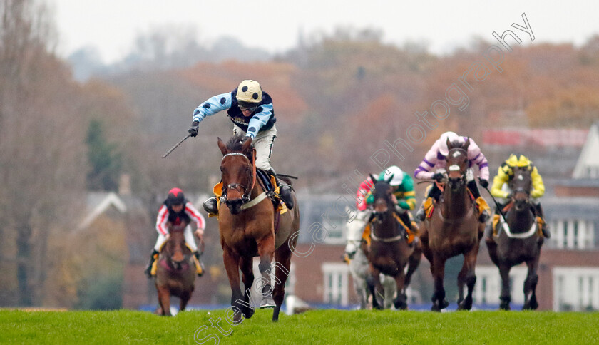 Edwardstone-0009 
 EDWARDSTONE (Tom Cannon) wins The Betfair Tingle Creek Chase
Sandown 3 Dec 2022 - Pic Steven Cargill / Racingfotos.com